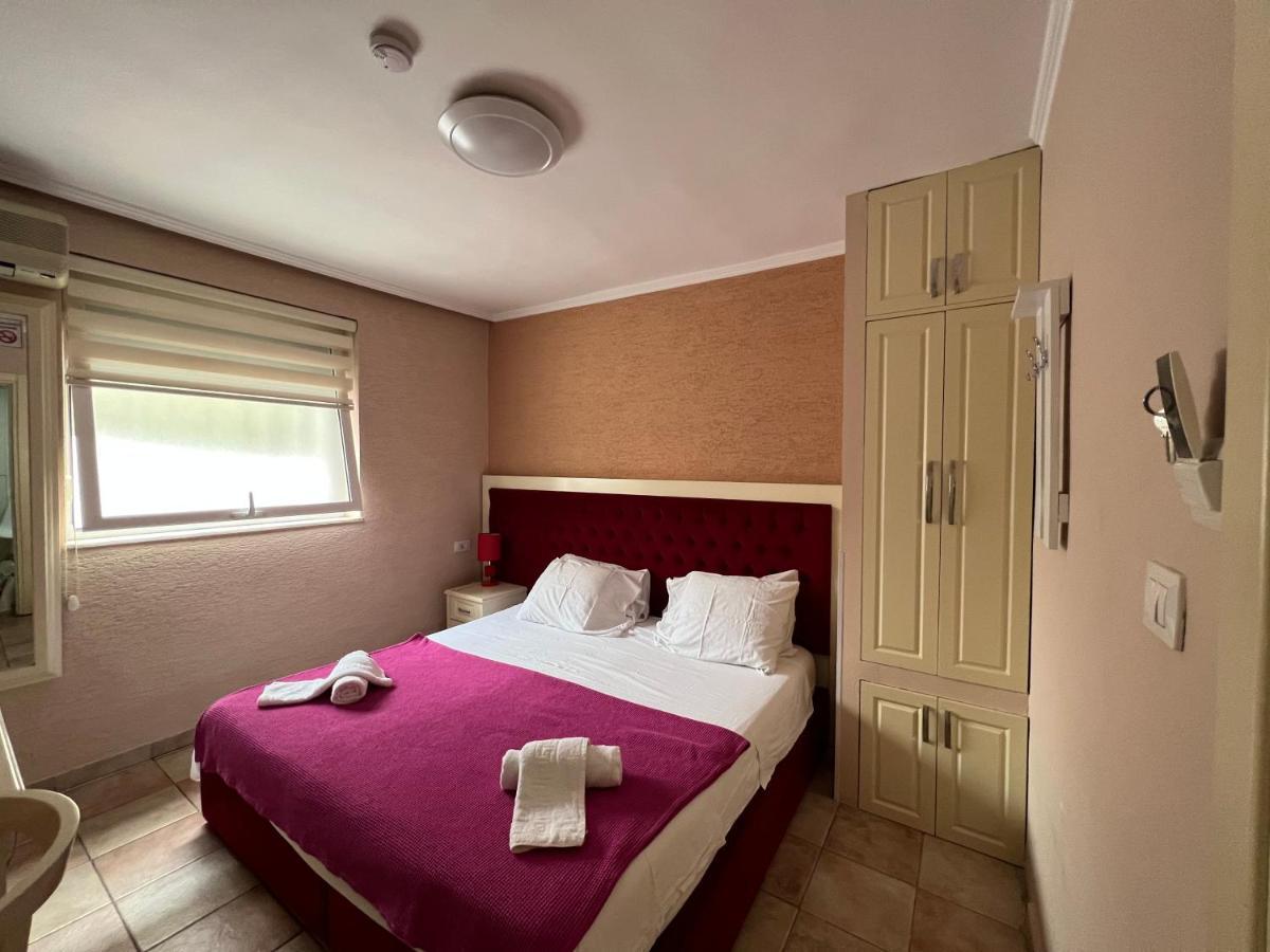 Bujtina Shqiptare Hotell Tiranë Eksteriør bilde