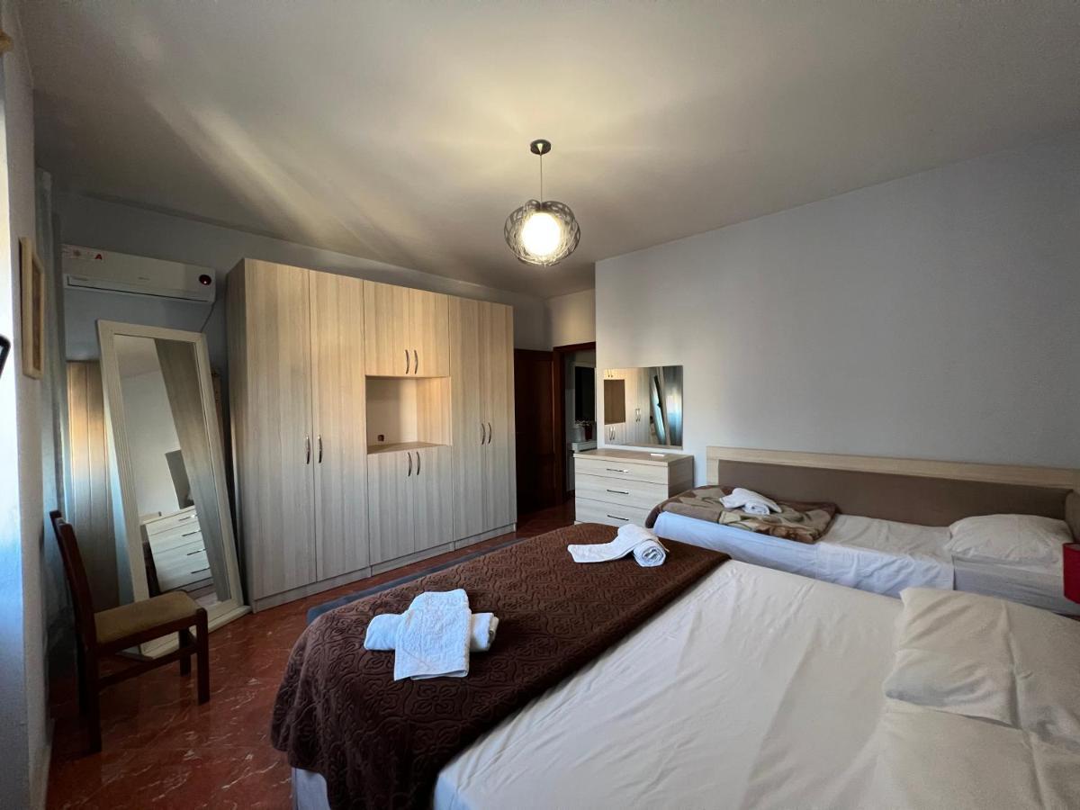 Bujtina Shqiptare Hotell Tiranë Eksteriør bilde