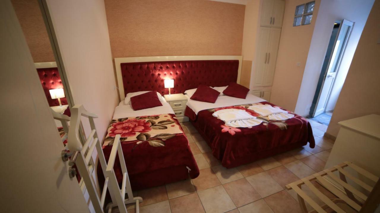 Bujtina Shqiptare Hotell Tiranë Eksteriør bilde